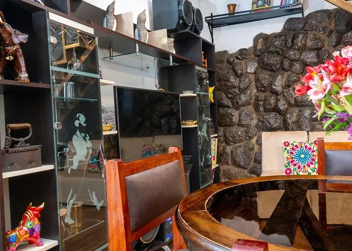 Cozy House Near Mean Square - Free Airport Pickup *