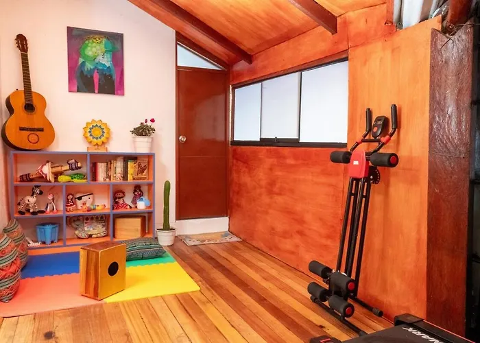 Cozy House Near Mean Square - Free Airport Pickup Casa vacanze